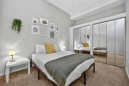Downtown 2 Bed Steps from Paul Brown Stadium - Image 3