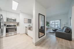 4BR with Balcony and City View + Parking - Image 2