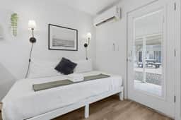 Midtown Studio | Parking | Steps to Roosevelt Row - Image 3