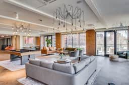 Walkable Downtown Studio Near Findlay Market - Image 5