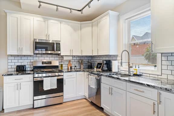 East End Pittsburgh 4 Bedroom Getaway - Image 4