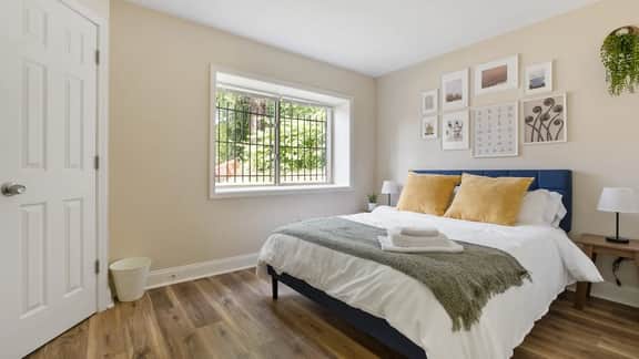Walkable 2BR in East Liberty - Parking - Image 3
