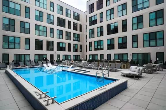 Studio | Pool, Gym, Walk to Casino - Image 4